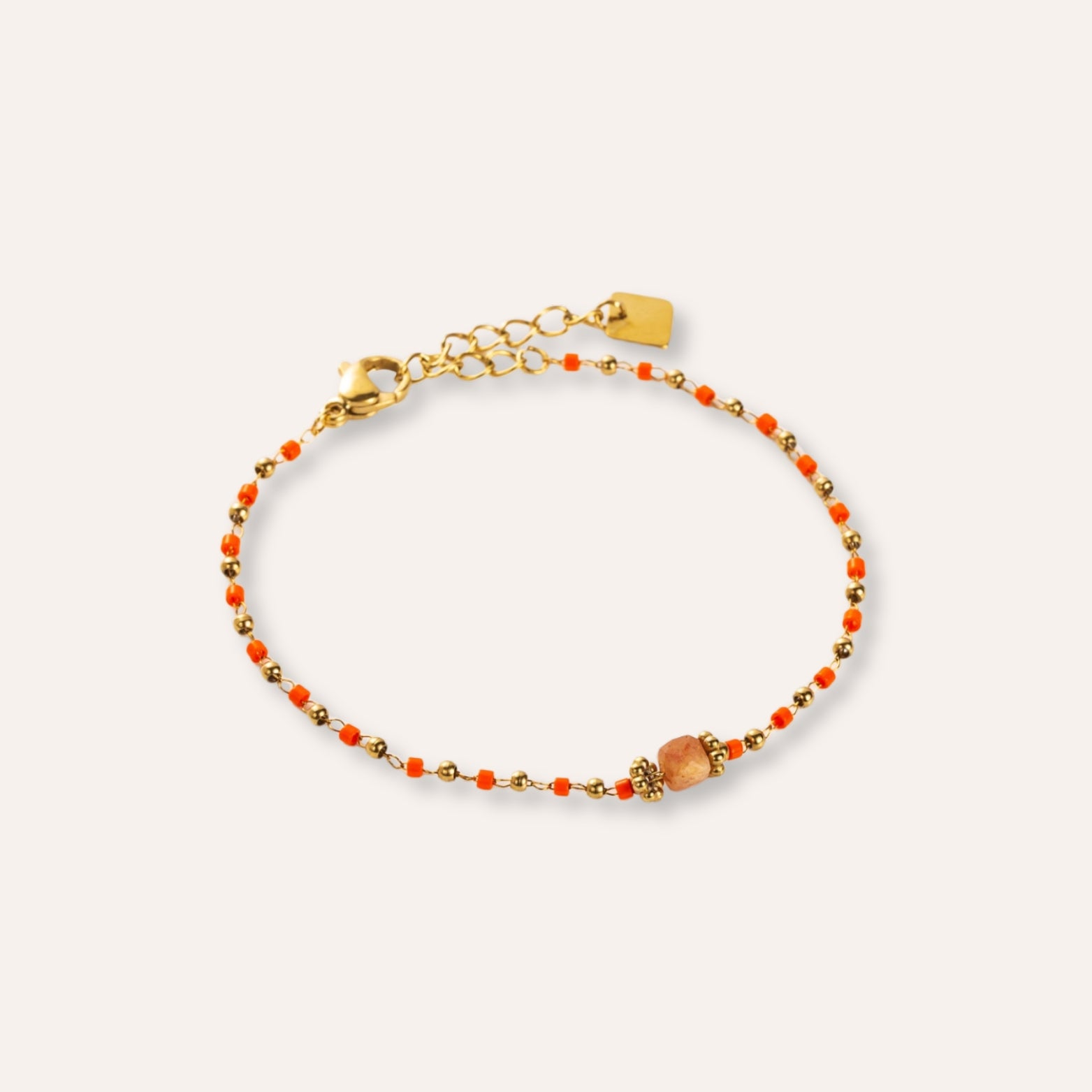 Aude | Bracelet en acier inoxydable doré et petites pierres