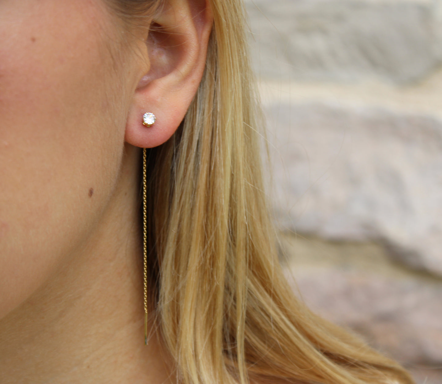 Lucilla | Boucles d'oreilles en acier inoxydable et zircons