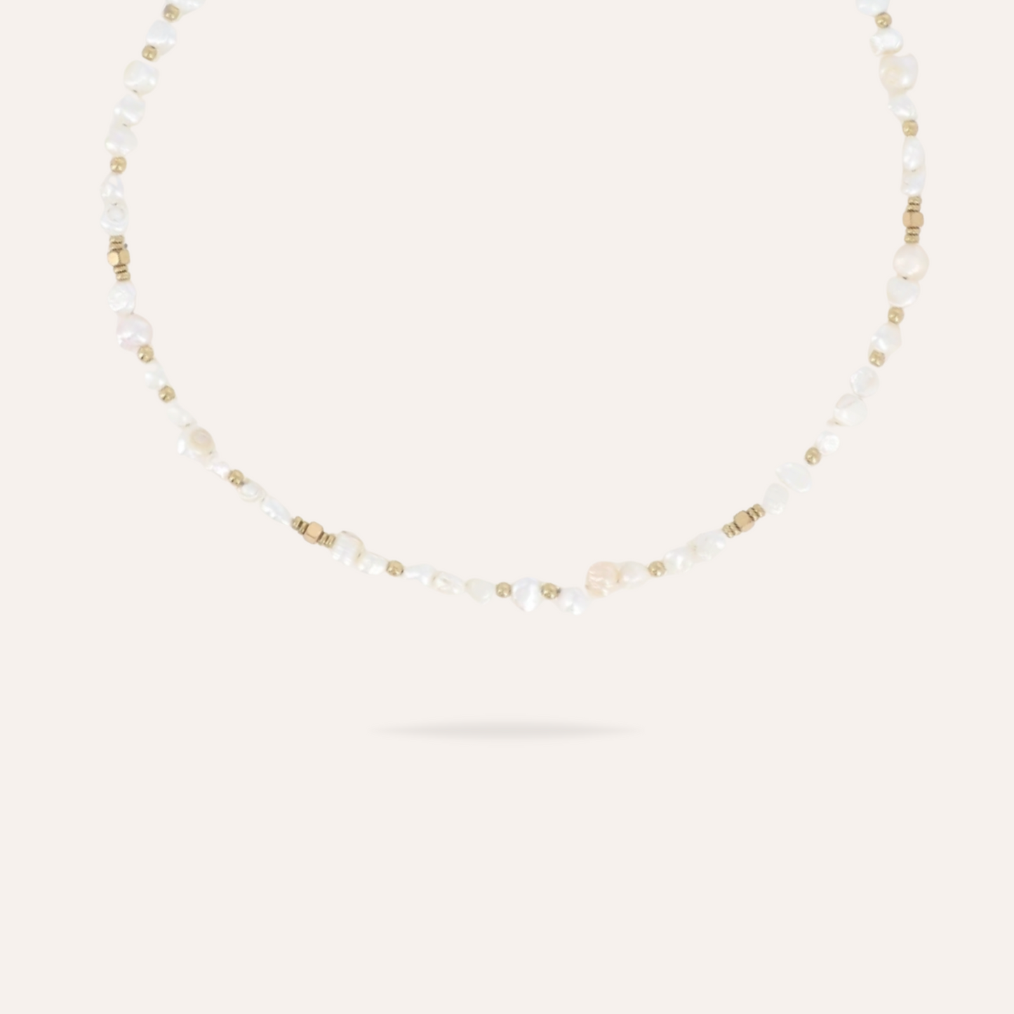 Sofia | Collier en perles d'eau douce et acier inoxydable