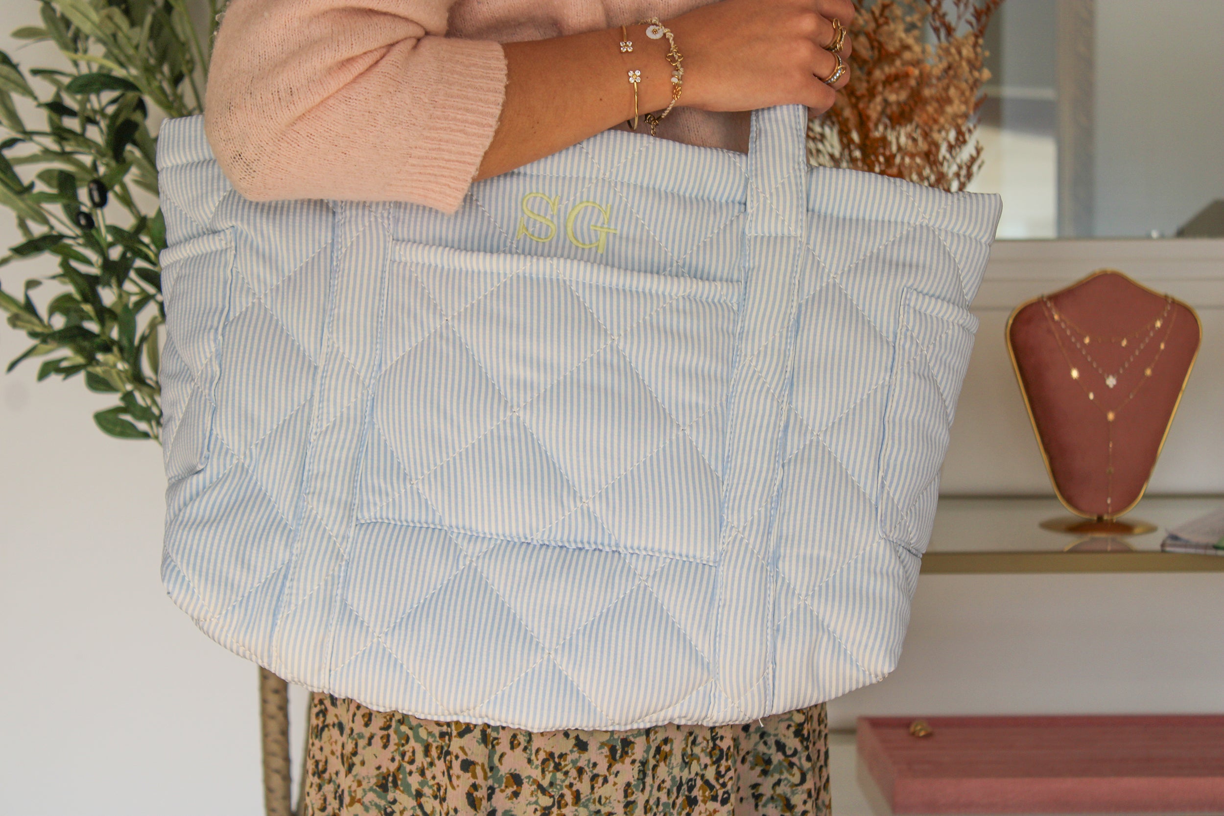 Tote bag brodé personnalisable