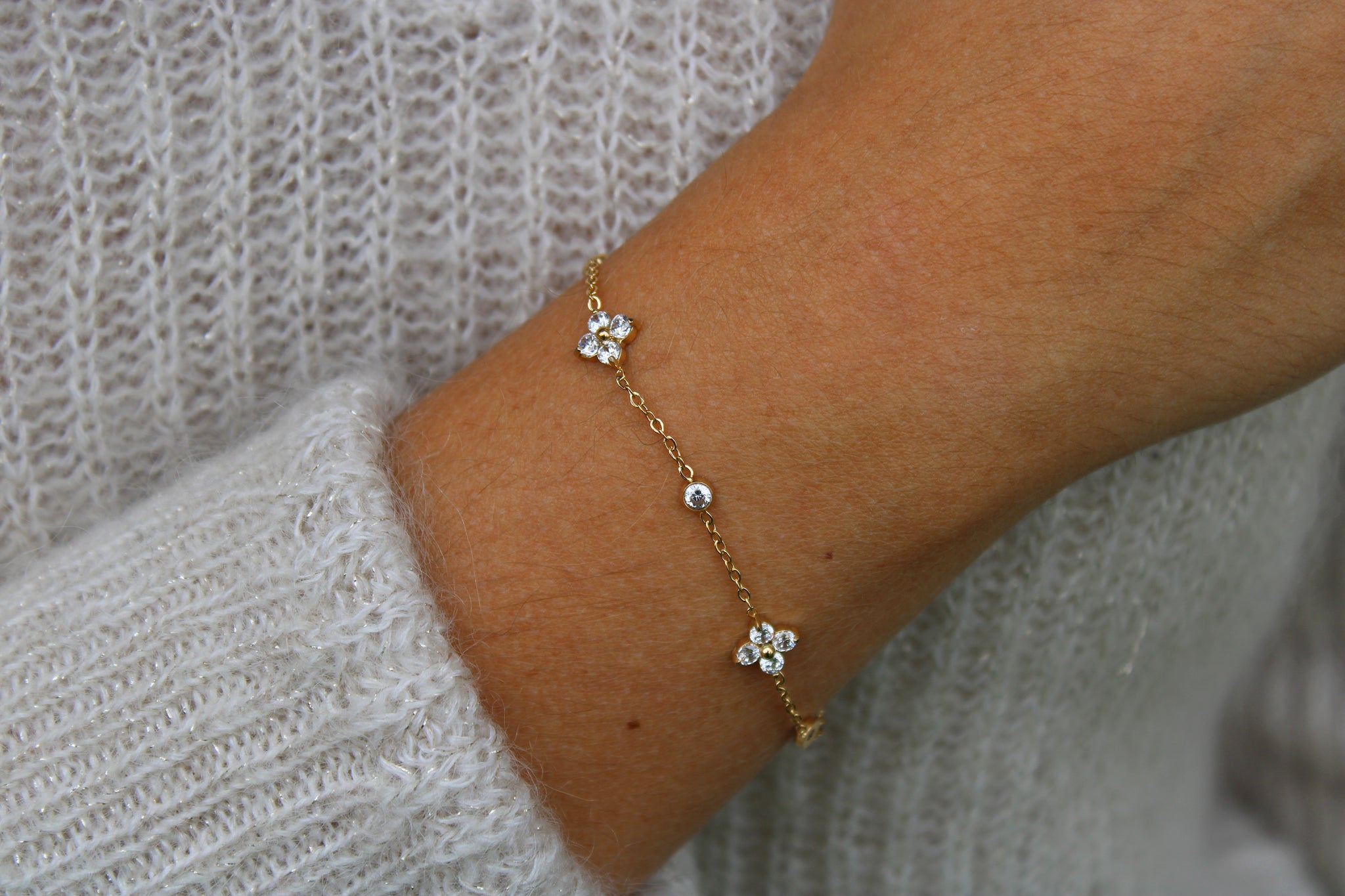 Bracelet tendance (violet foncé) main image 0